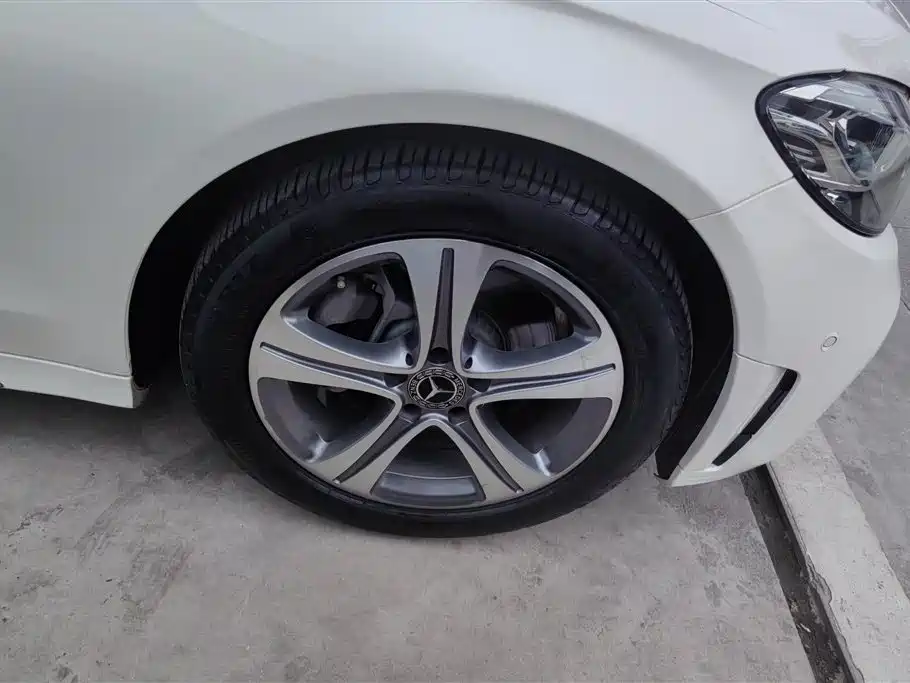 Mercedes-Benz C-Class 2019 Facelift C 260 L Sport фото 6