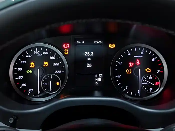 Mercedes-Benz Vito 2021 2.0T Business Edition 7-seater фото 5