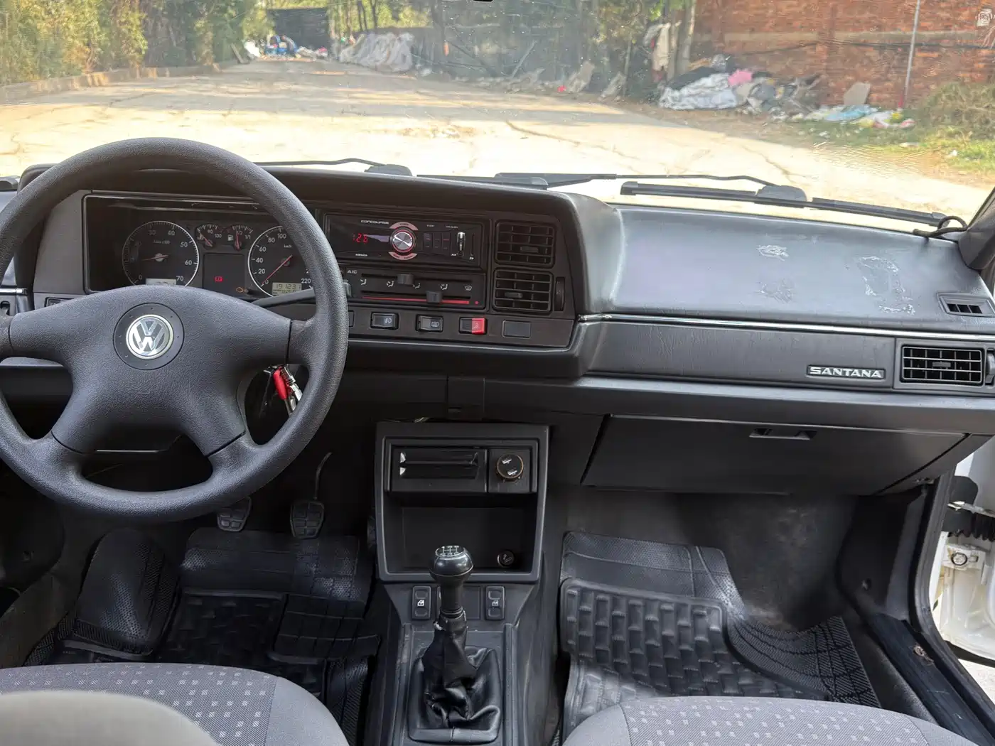 Volkswagen Santana Classic фото 6