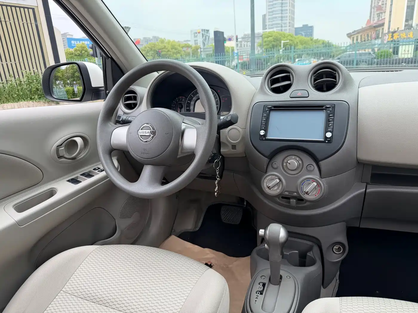 Nissan March 2014 2015 1.5L Automatic Easy Shine