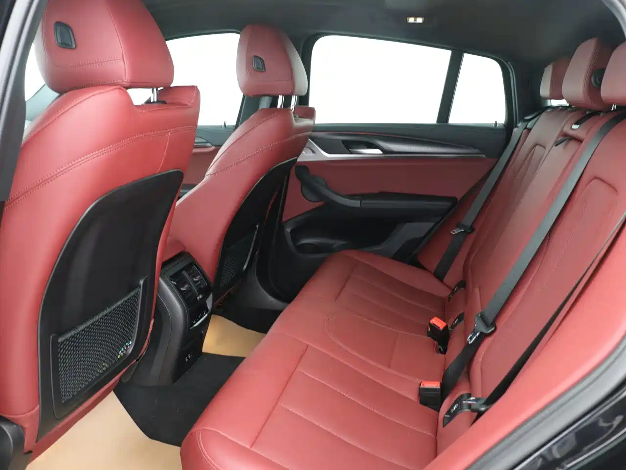BMW X4 2022 Facelift xDrive 30i M Sport Shadow Edition фото 8