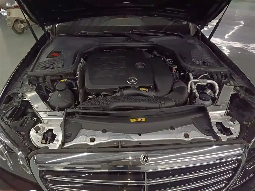 Mercedes-Benz E-Class 2020 E 260 L фото 10