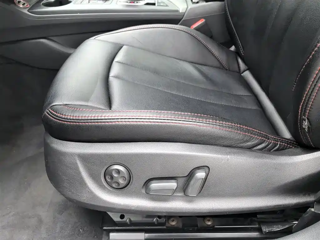Audi A4L 2019 40 TFSI Progressive (China VI) фото 20
