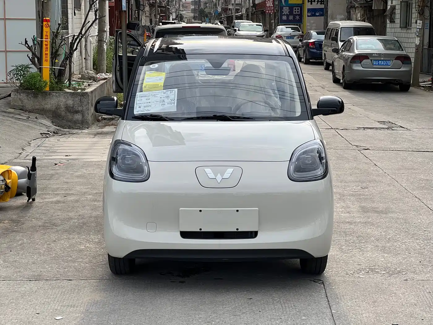 WULING AUTOMOBILE HONGGUANG MINIEV