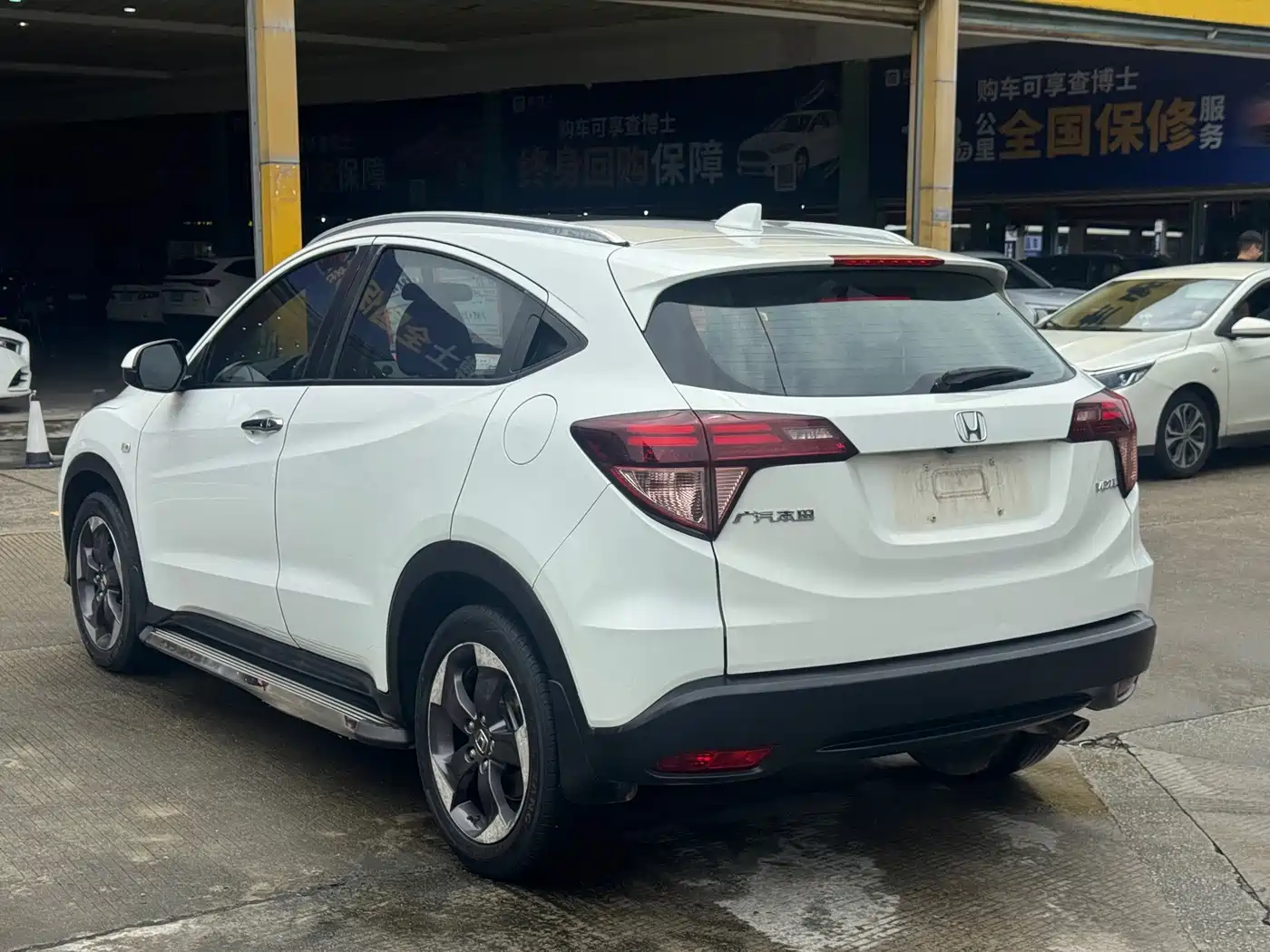 Фото 9 - Honda Vezel