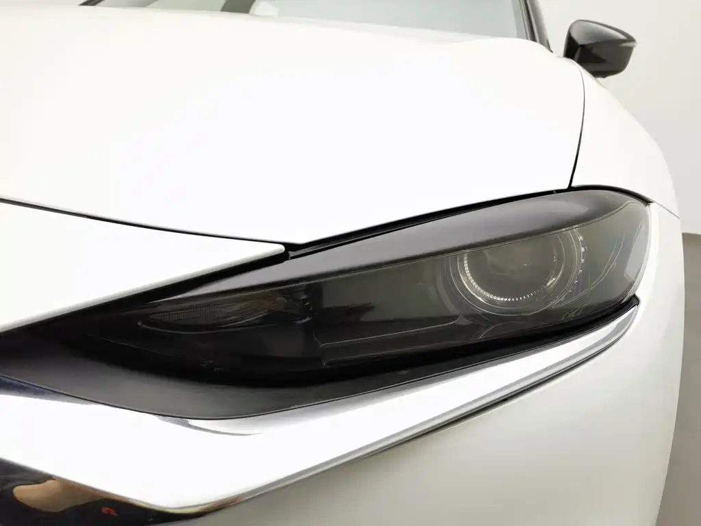 Фото 7 - Mazda CX-4