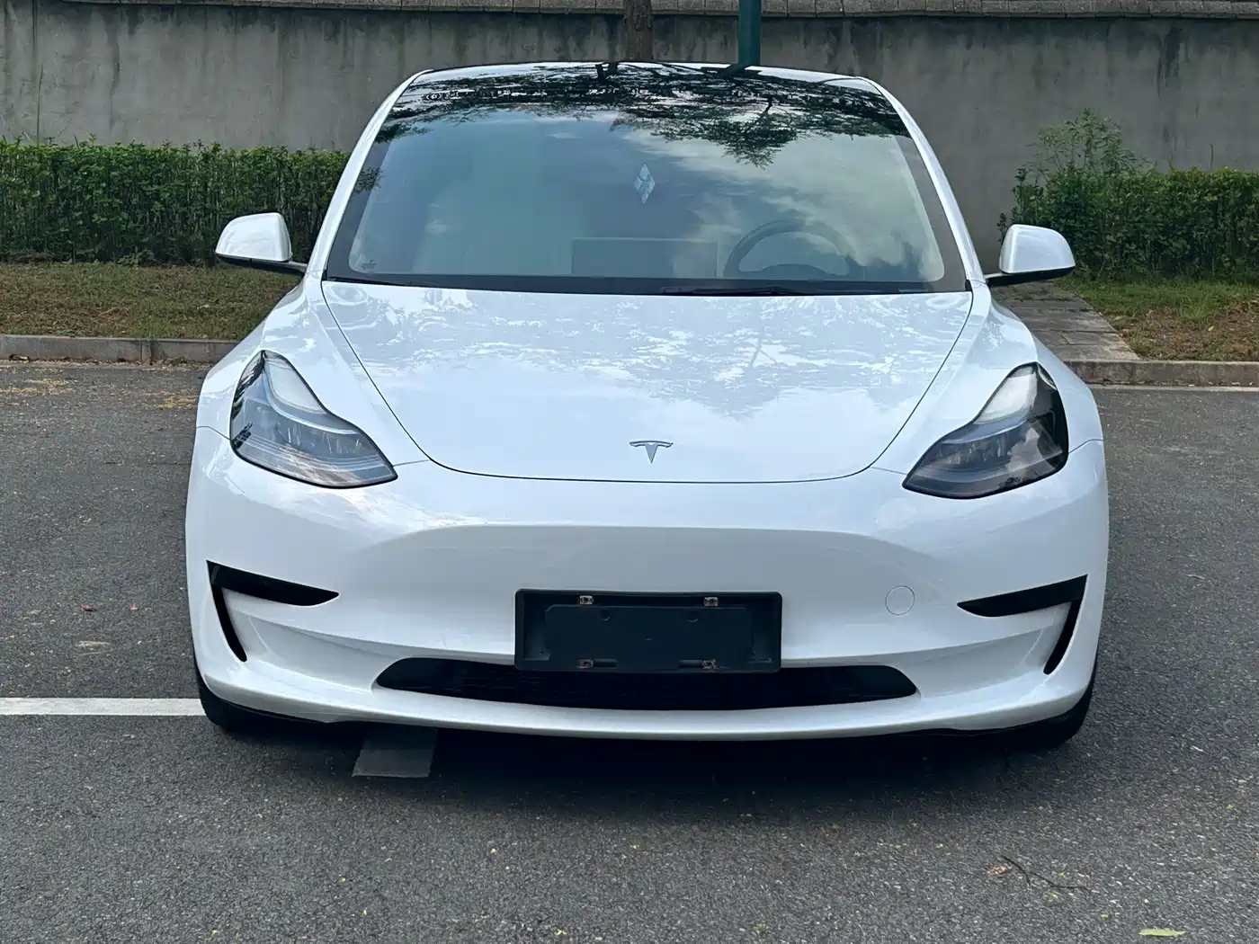 Фото 2 - Tesla Model 3