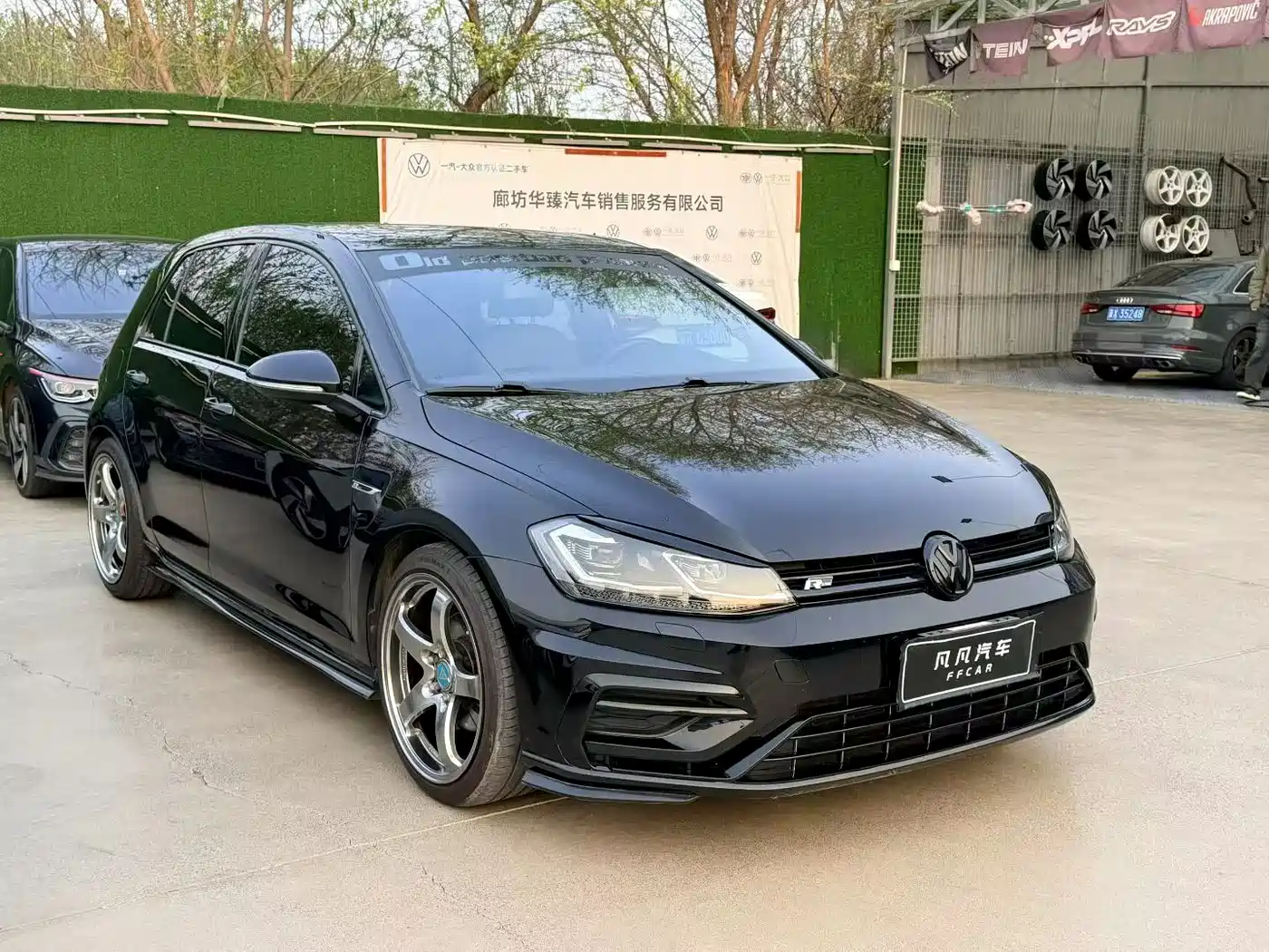 Volkswagen Golf 2020 280TSI DSG R-Line фото 3