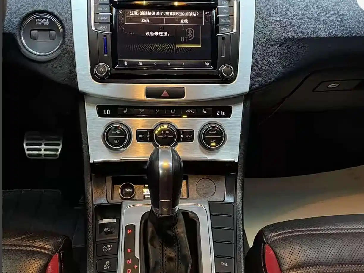Volkswagen FAW-Volkswagen CC 2018 1.8TSI Luxury фото 8