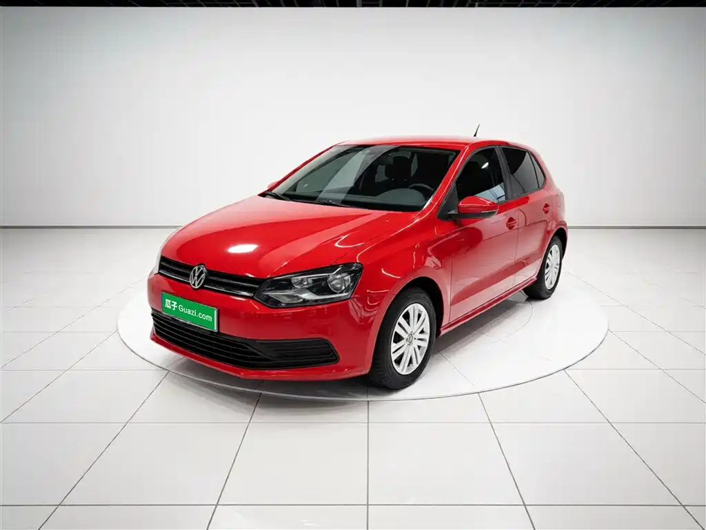 Volkswagen Polo 2016 1.4L Automatic Trend фото 2