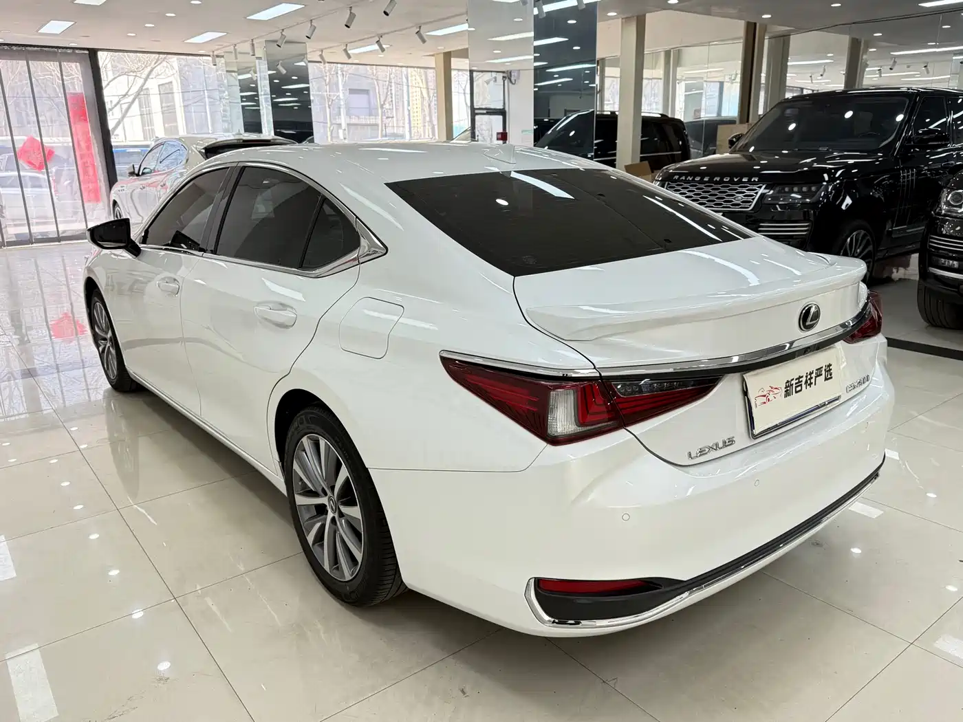 Lexus ES 2018 200 Excellence Edition China V фото 16