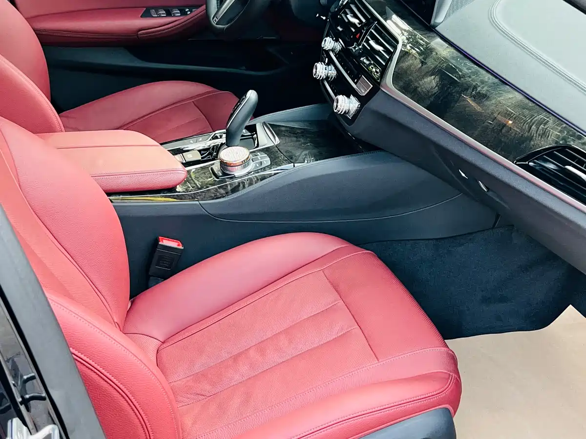 BMW 5 Series 2018 Facelift 530Li Exclusive M Sport Package фото 26