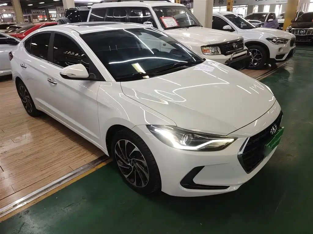Hyundai Elantra 2020 1.5L CVT Smart Style·Elite фото 22