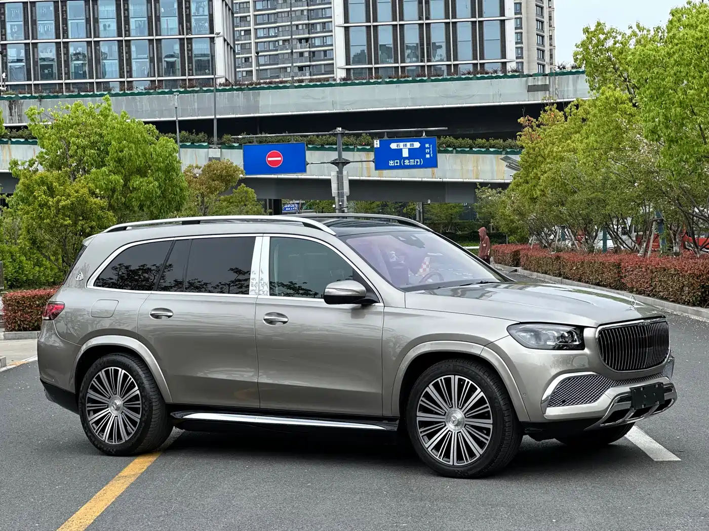 MERCEDES-BENZ MAYBACH GLS