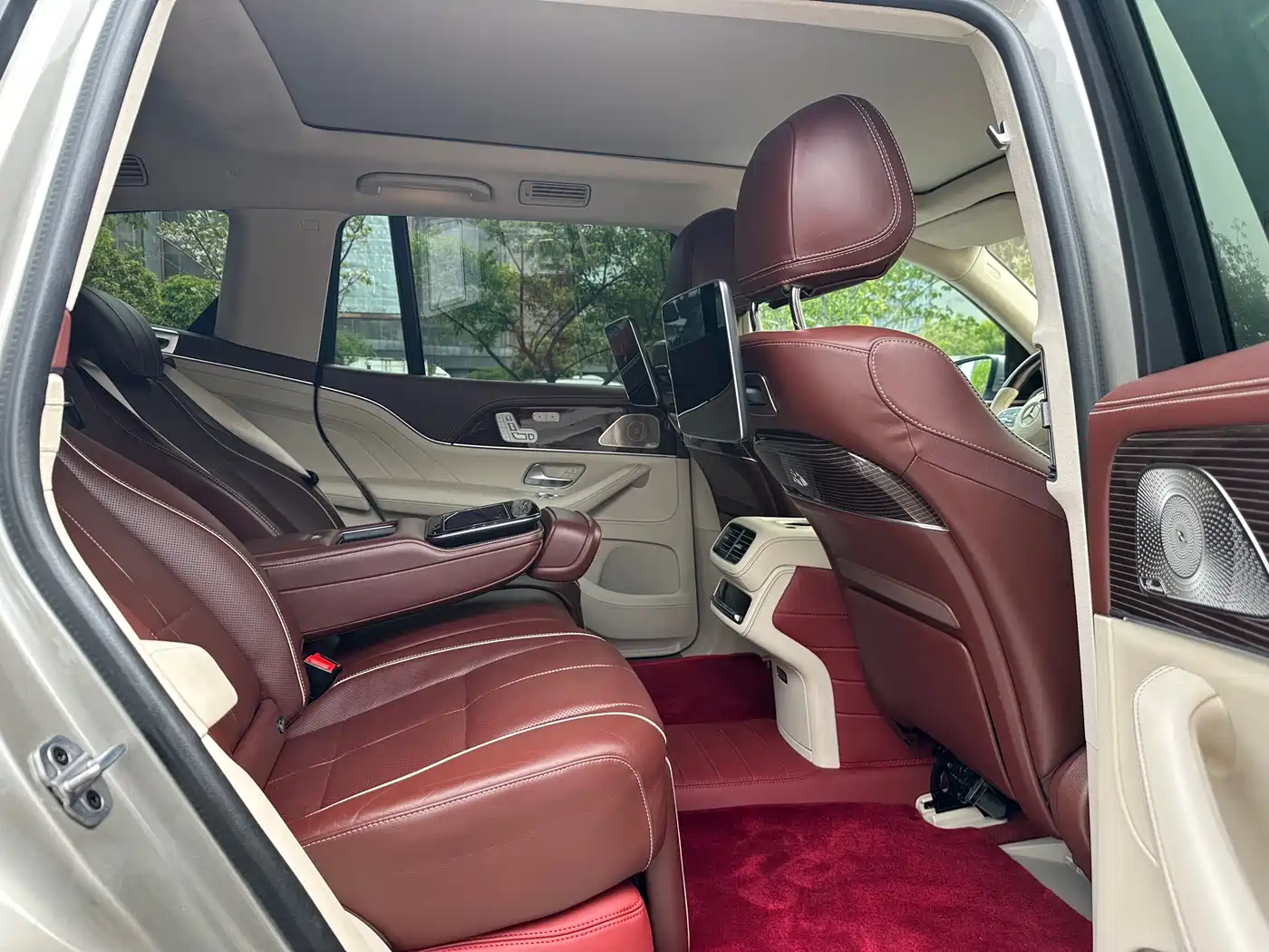 MERCEDES-BENZ MAYBACH GLS