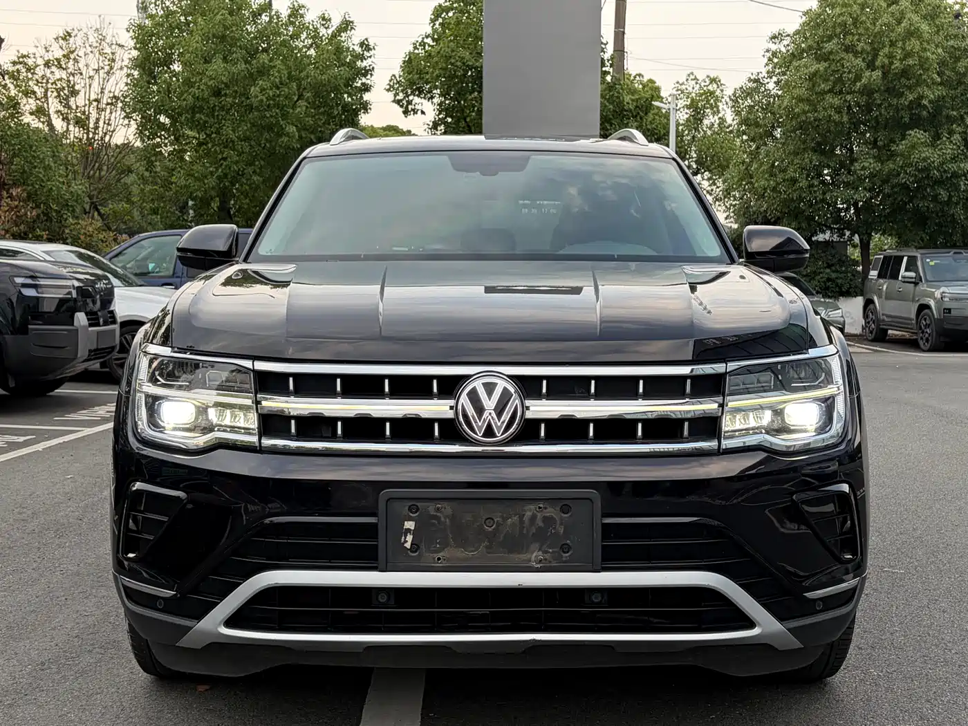 Volkswagen Teramont 2022 330TSI 2WD Premium Luxury фото 2