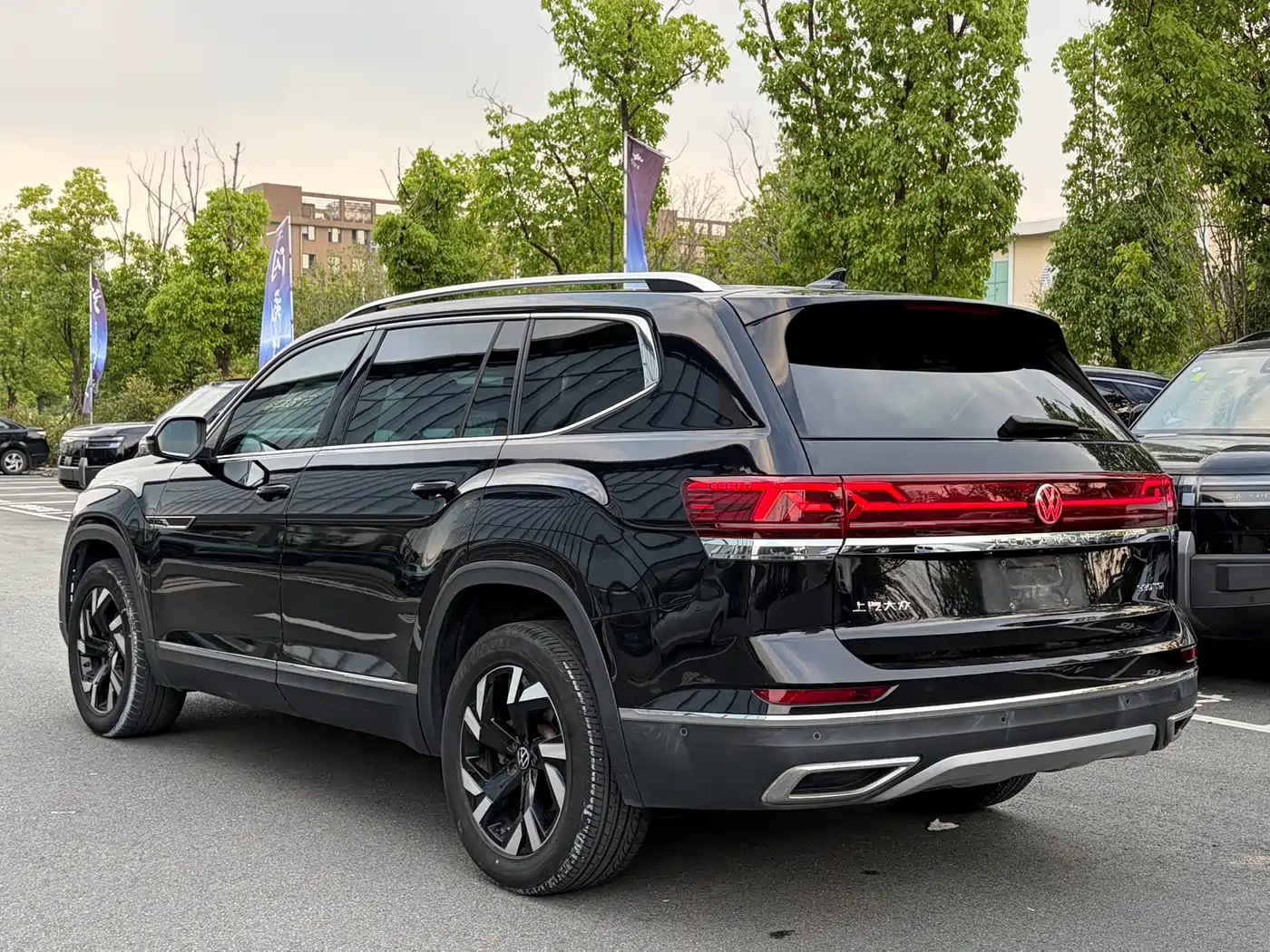 Volkswagen Teramont 2022 330TSI 2WD Premium Luxury фото 15