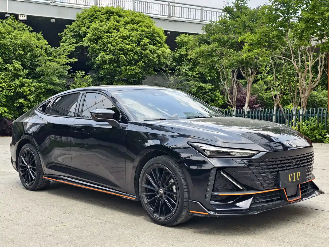 CHANGAN UNI-V