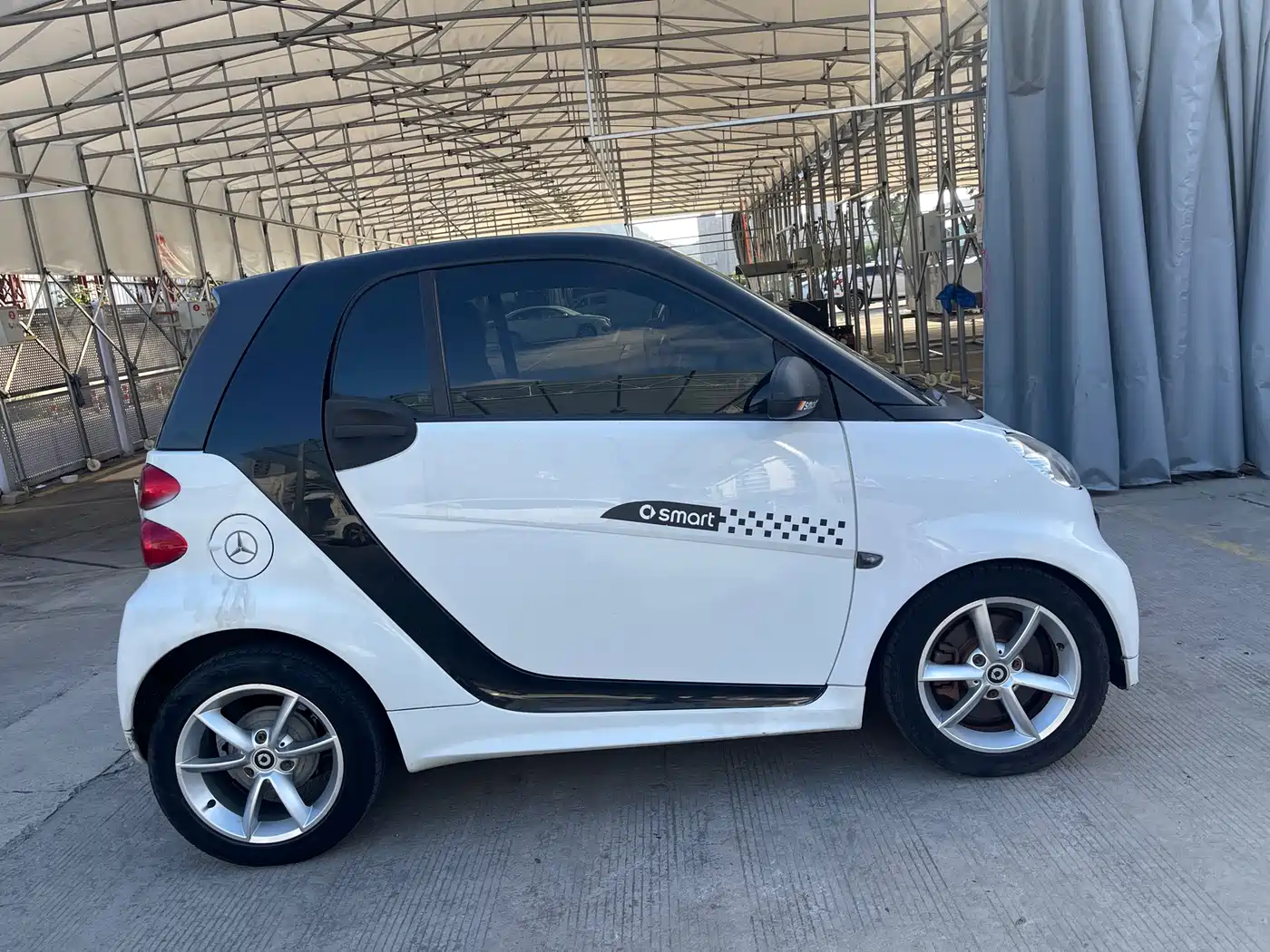 smart fortwo 2013 2011 1.0 MHD Hardtop Standard