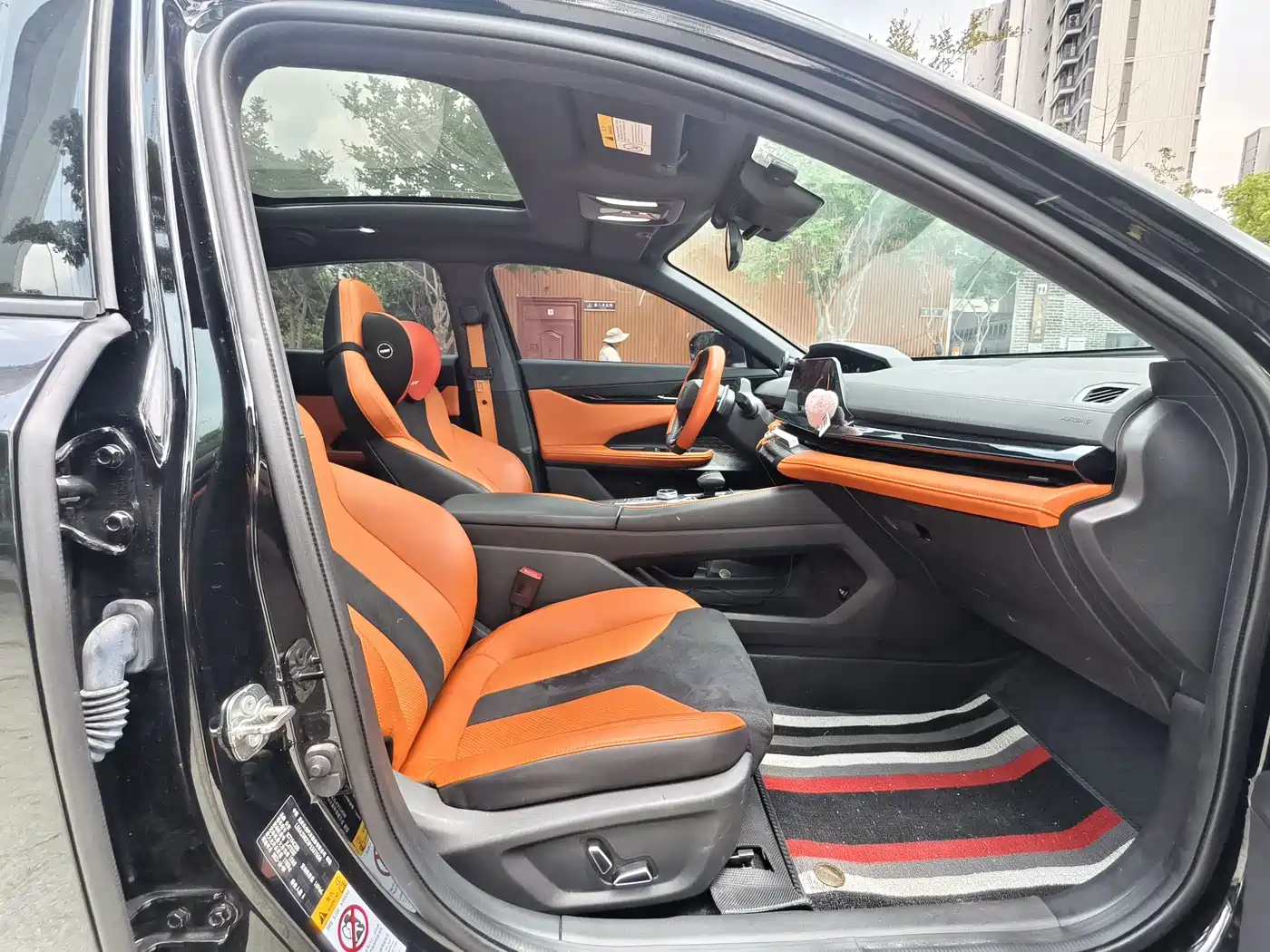CHANGAN UNI-V