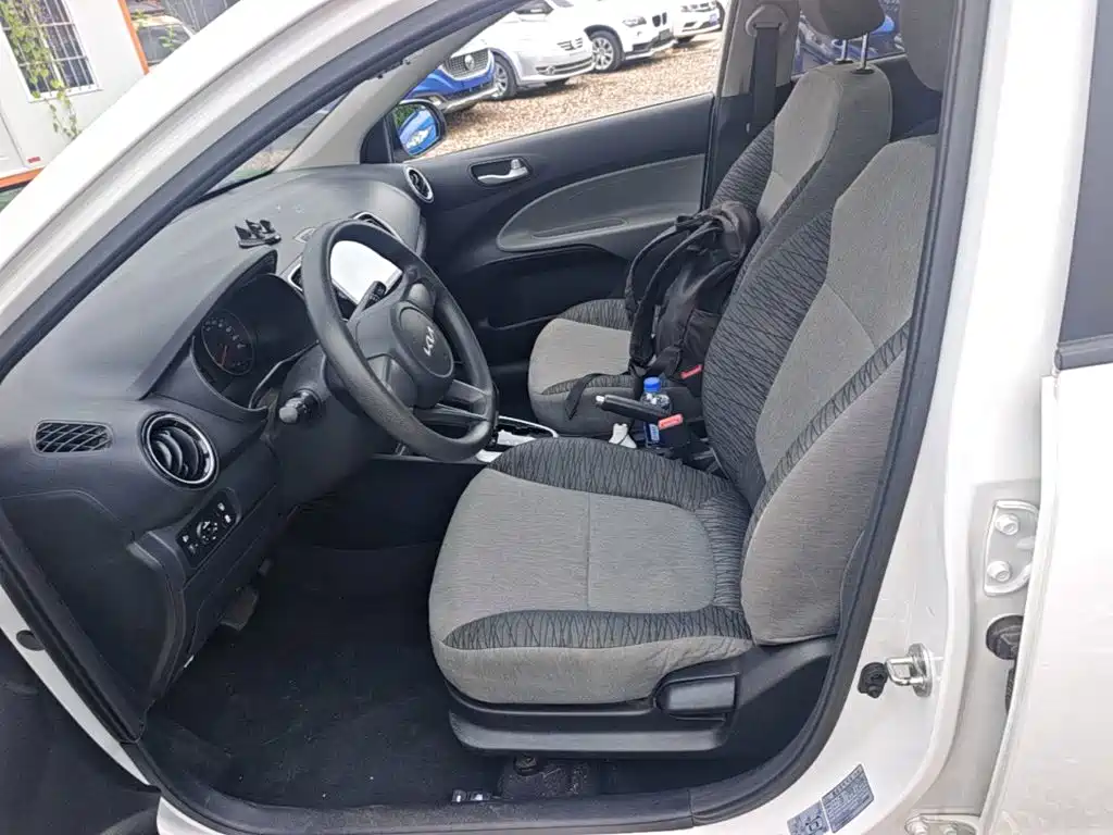 Kia Huan Chi 2022 2020 Facelift 1.4L Auto Comfort Sunroof Edition