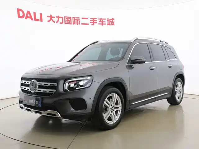 MERCEDES-BENZ GLB