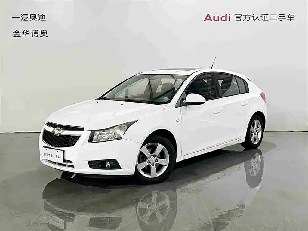 Chevrolet Cruze 2013 Hatchback 1.6L Automatic Luxury