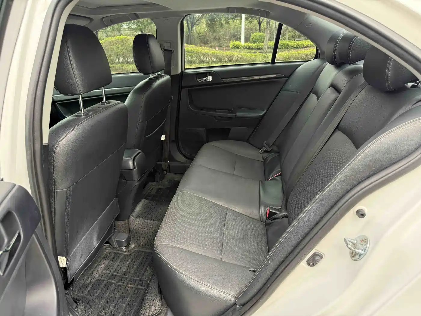 Mitsubishi Lancer EX 2013 Zhi Xuan Edition 2.0L CVT Flagship фото 6