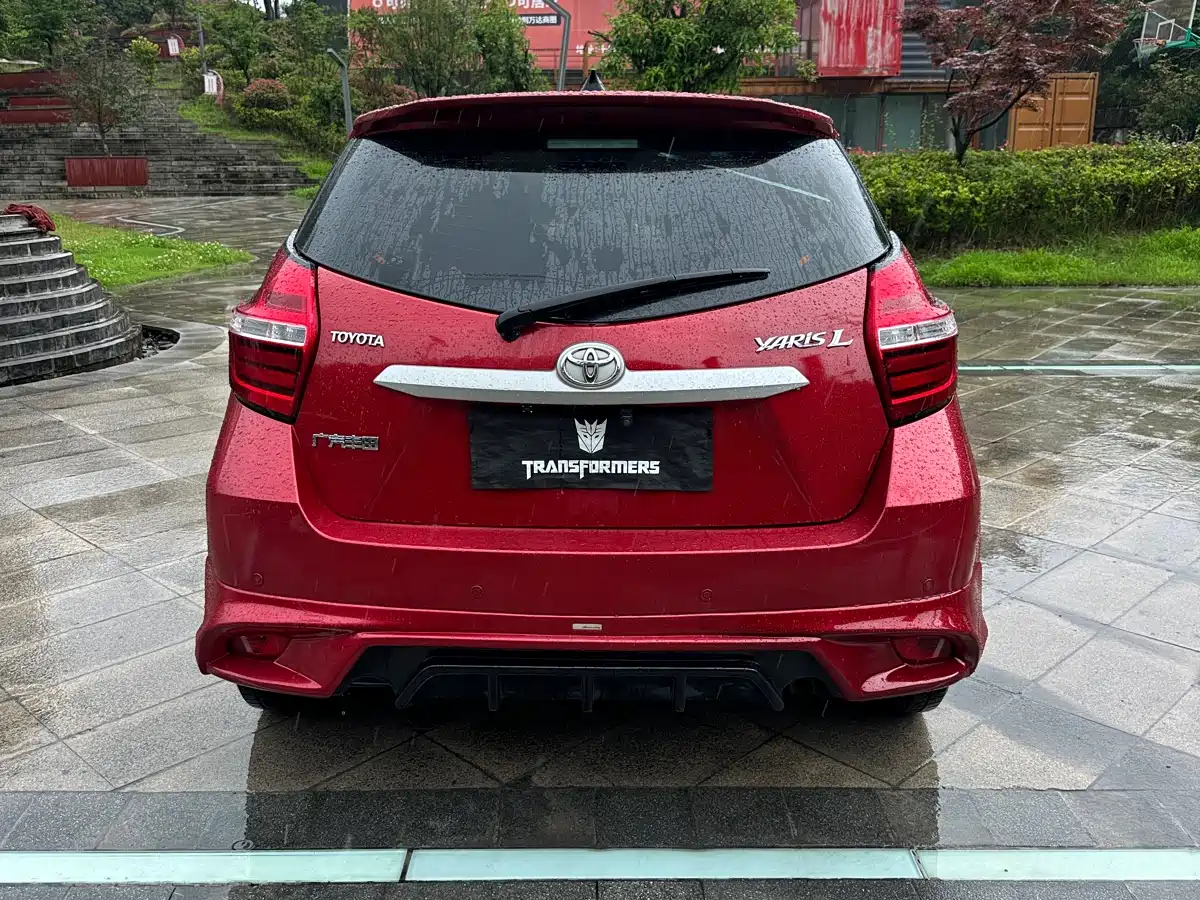 Toyota YARiS L Zhi Xuan 2016 Facelift 1.5E CVT Charming Edition фото 4