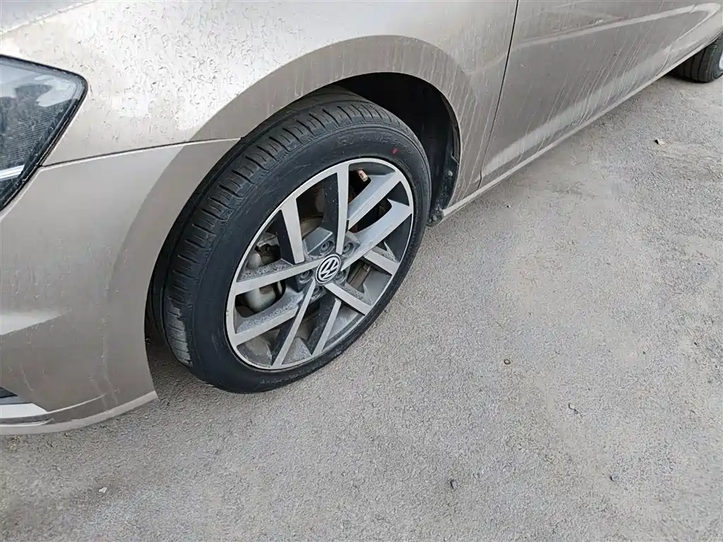 Volkswagen Golf 2018 230TSI Automatic Luxury фото 25