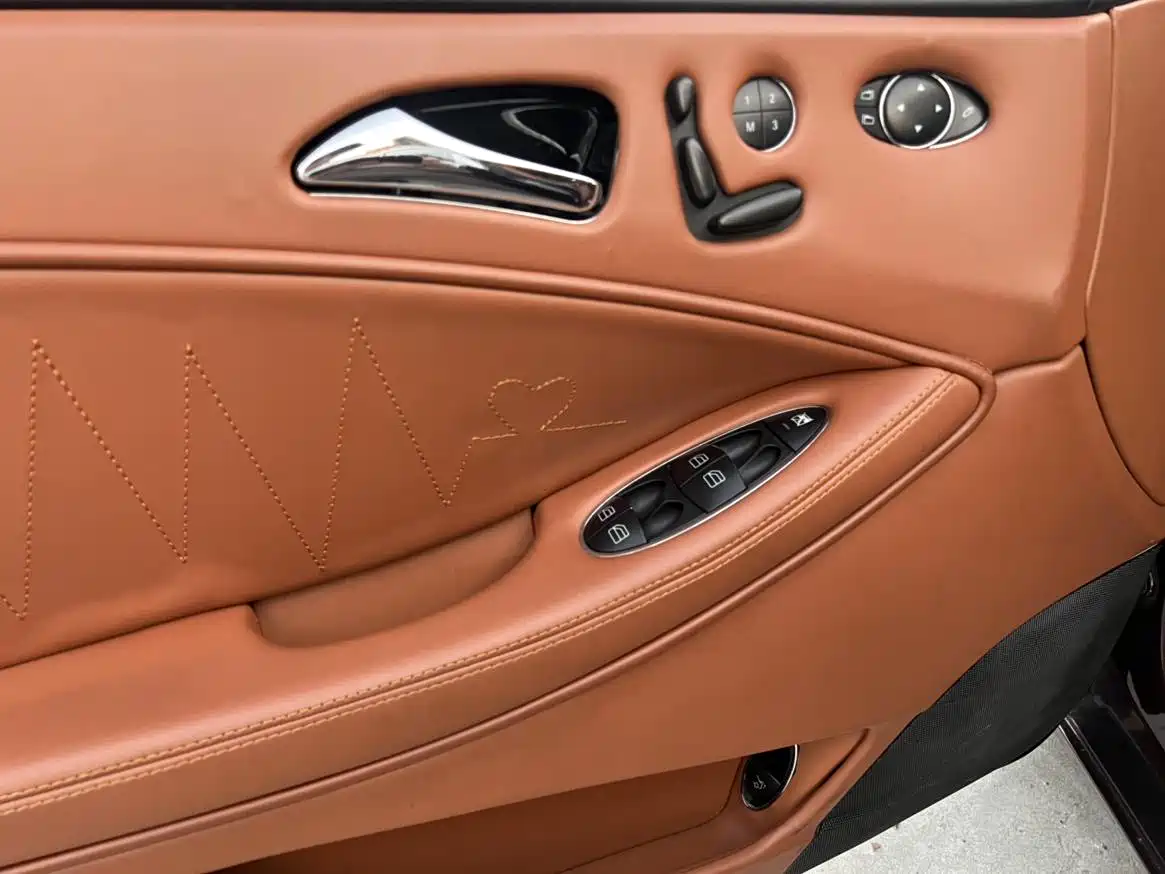 Mercedes-Benz CLS 2009 CLS 300 фото 10