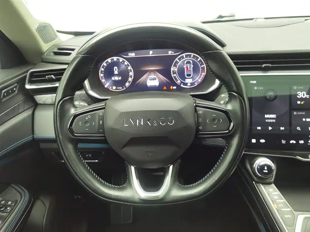 Lynk & Co 05 2020 2.0TD 2WD Shine Halo фото 11