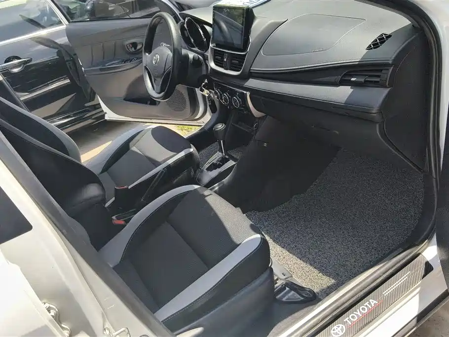 Toyota YARiS L Zhi Xuan 2020 Zhi Xuan X 1.5L CVT Leading фото 8