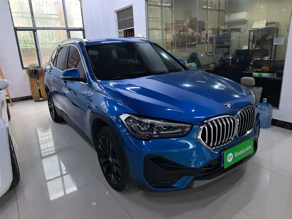 BMW X1 2020 sDrive20Li Fashion Model фото 22