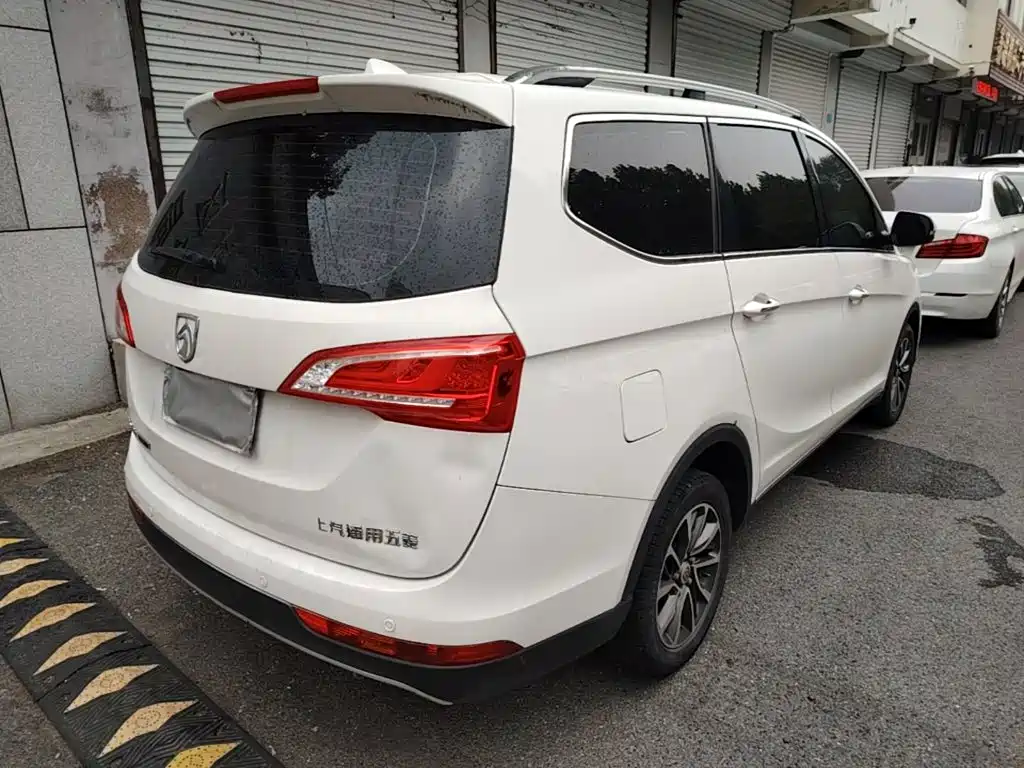 Фото 7 - Baojun 730
