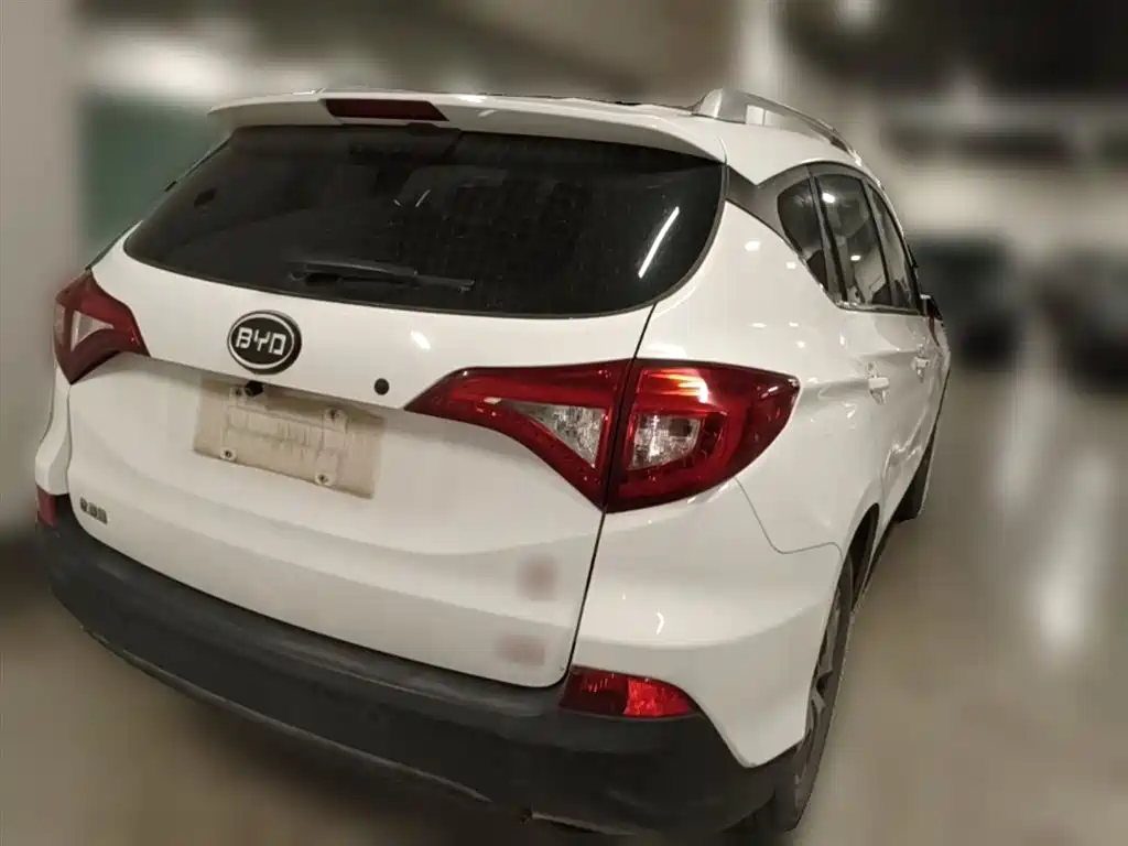 BYD Song 2016 Unrivaled Edition 1.5TID Automatic Leading Edition фото 12