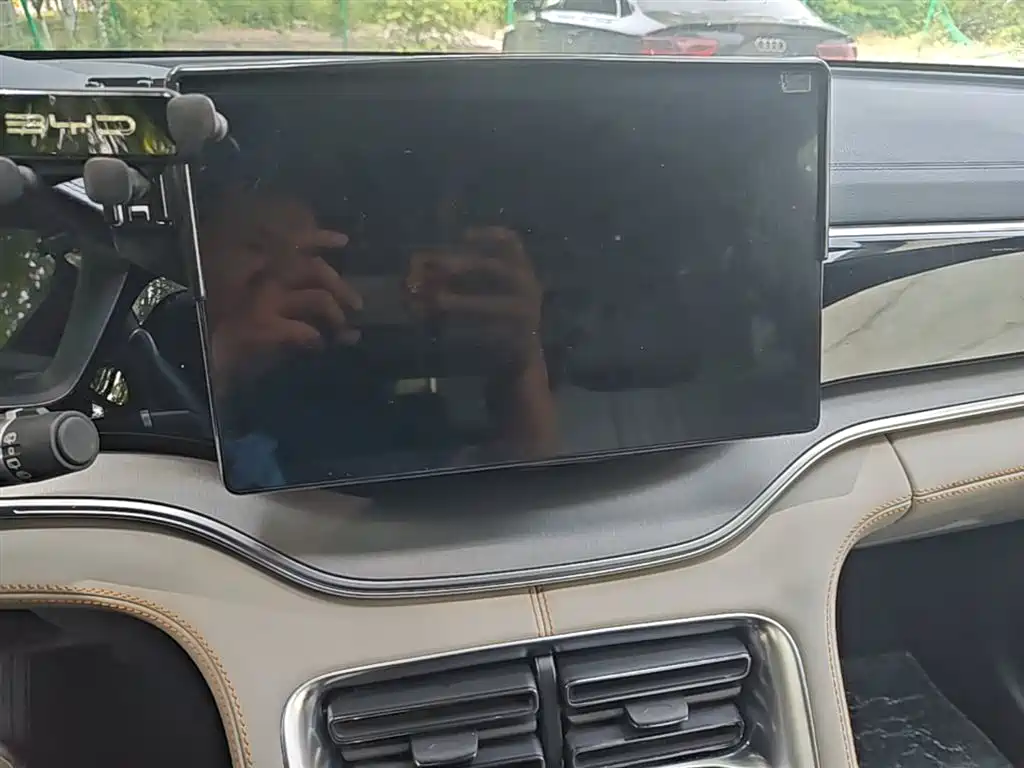 BYD Song PLUS PHEV 2021 DM-i 110KM Flagship PLUS фото 13