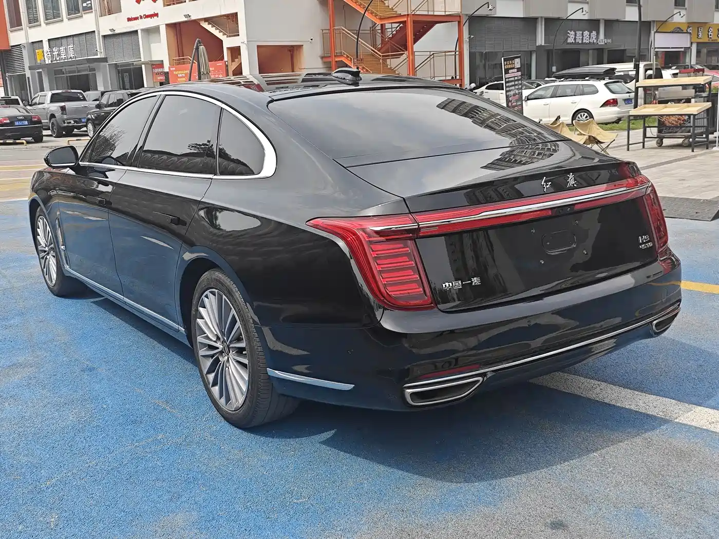  HONGQI H9