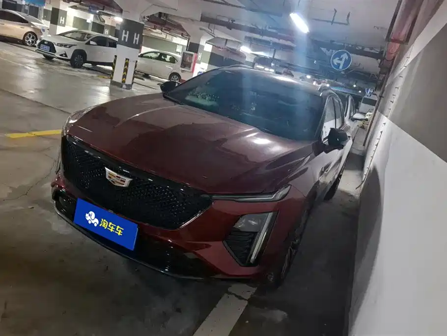 Cadillac GT4 2023 28T Platinum Edition