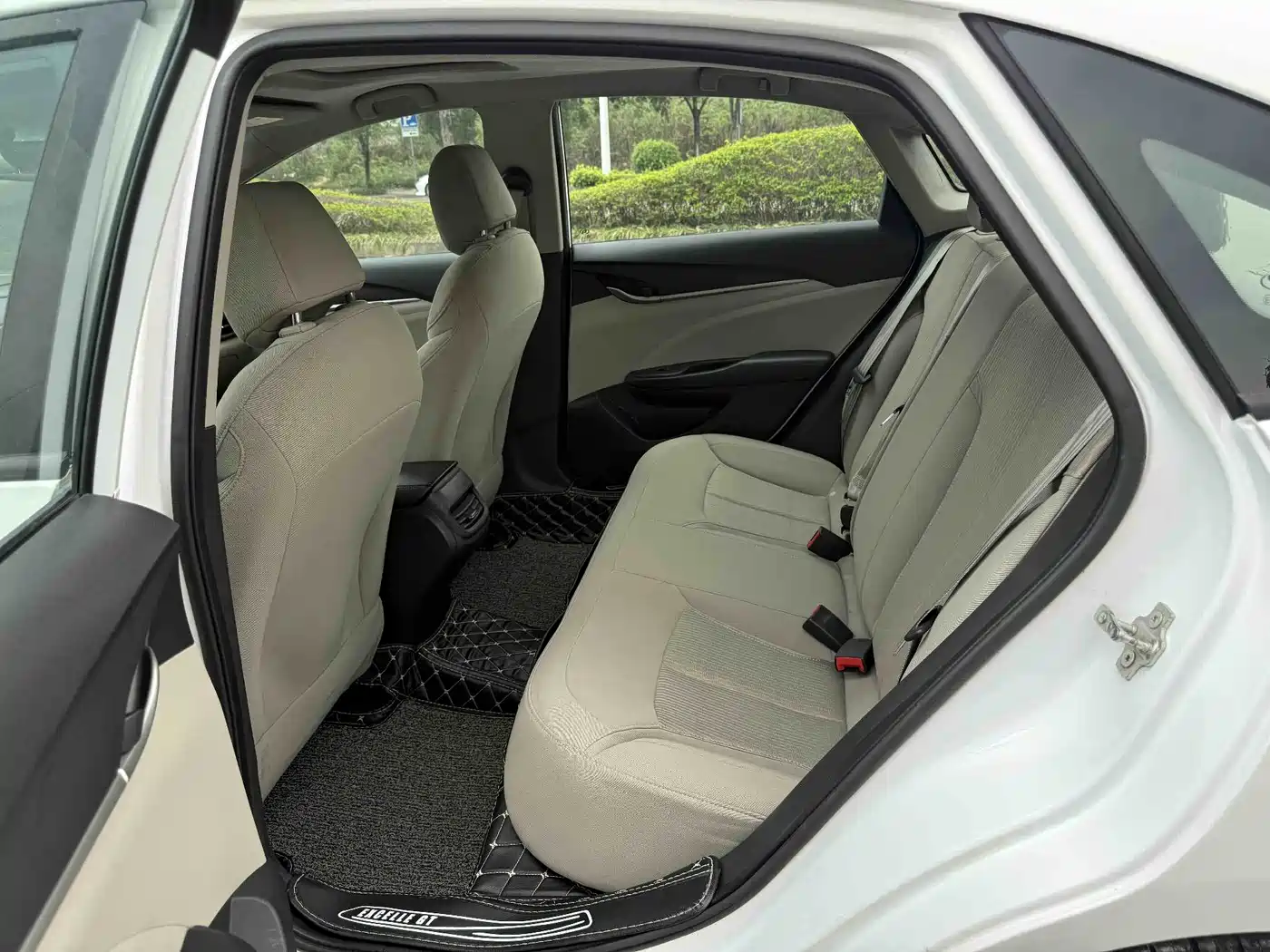 Buick Excelle 2015 15N Automatic Elite фото 6