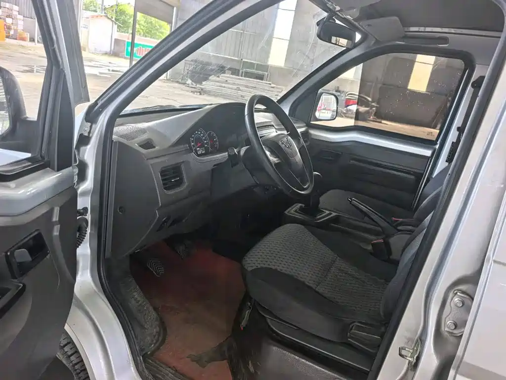 Wuling Motors Wuling Rongguang New Truck 2019 2019 1.5L Double Row L3C