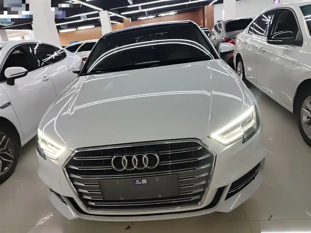 Audi A3 2020 Limousine 35 TFSI Fashion China VI фото 3