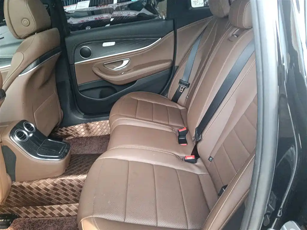 Mercedes-Benz E-Class New Energy 2023 E 350 e L Plug-in Hybrid Sport Sedan фото 13