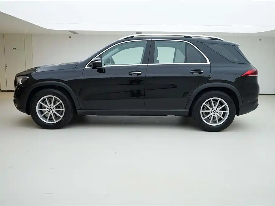Mercedes-Benz GLE 2022 GLE 350 4MATIC Fashion фото 3