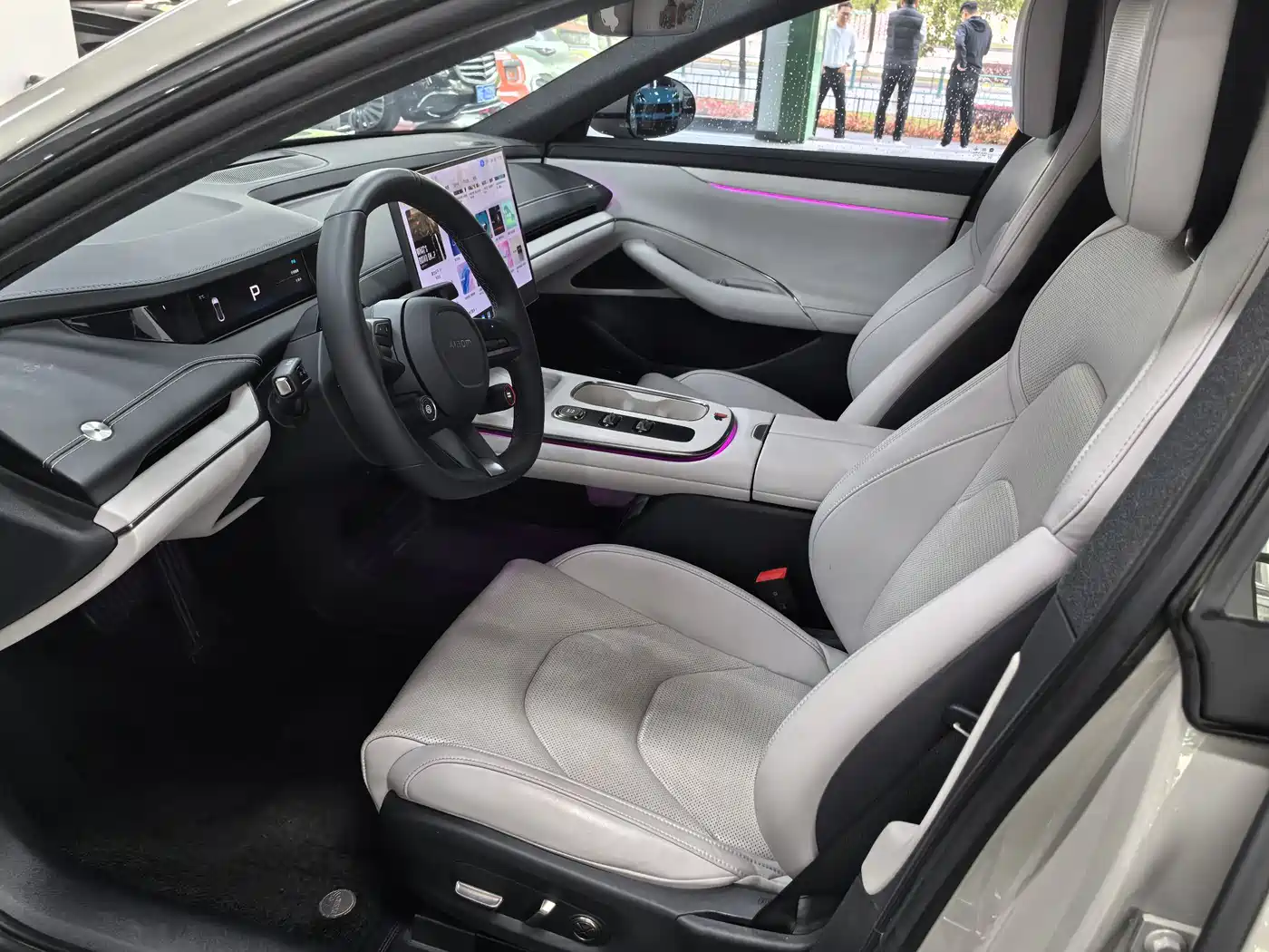 XIAOMI CAR XIAOMI SU7