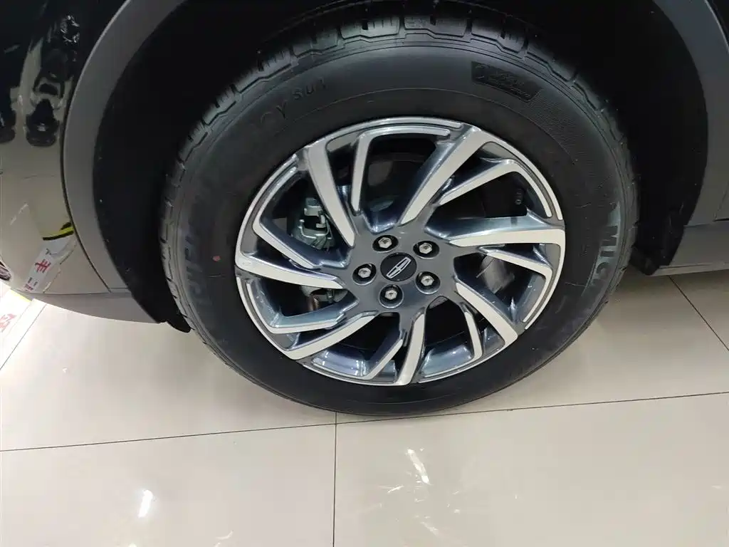 Lincoln Adventurer 2025 2024 2.0T FWD Exclusive Edition