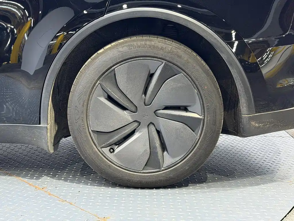 Tesla Model Y 2026 2026 Rear-Wheel Drive