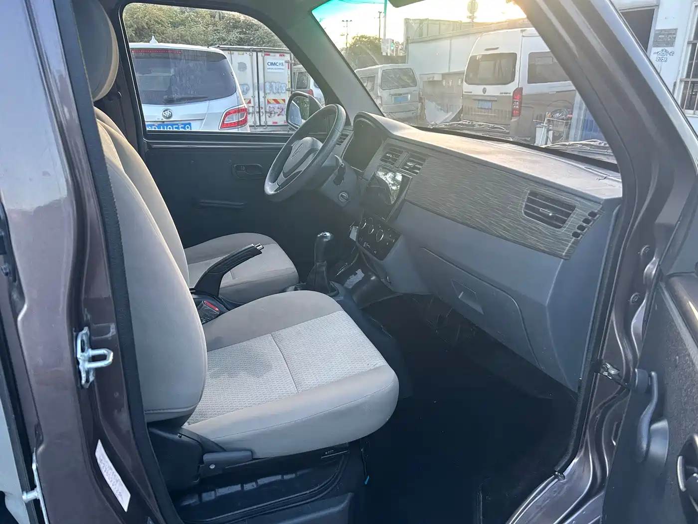Jinbei Little Sea Lion X30 2024 2024 1.5L Fortune Panel Van 2/5-seater with Front AC