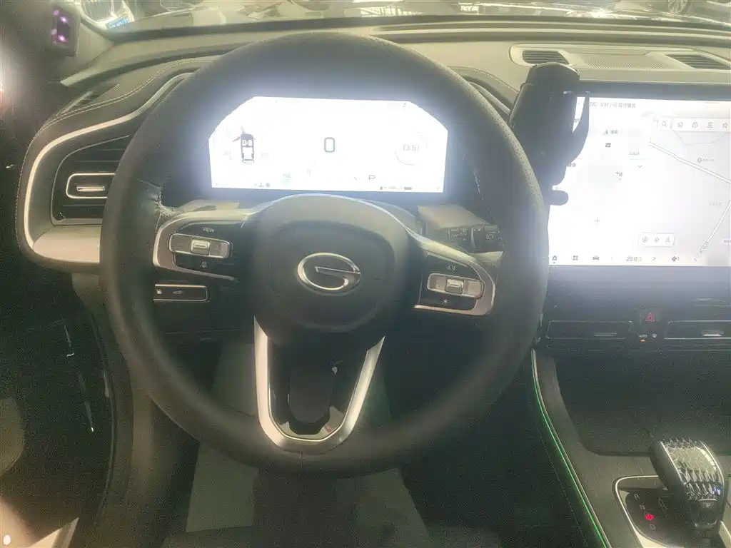 GAC Trumpchi Trumpchi GS8 2024 Navigator Series 2.0TGDI 2WD Luxury Smart Connect Edition фото 11