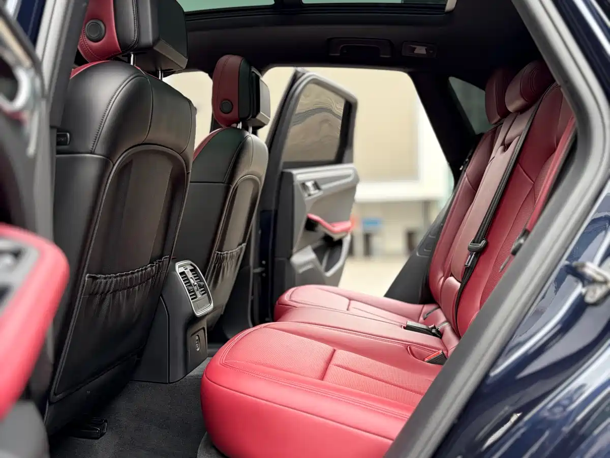 Porsche Macan 2018 Macan 2.0T фото 10